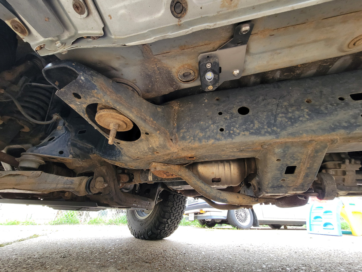 Toyota Rock Light Brackets - 2" Offset Universal (GX470,GX460, FJ, 4Runner 4th & 5th gen)