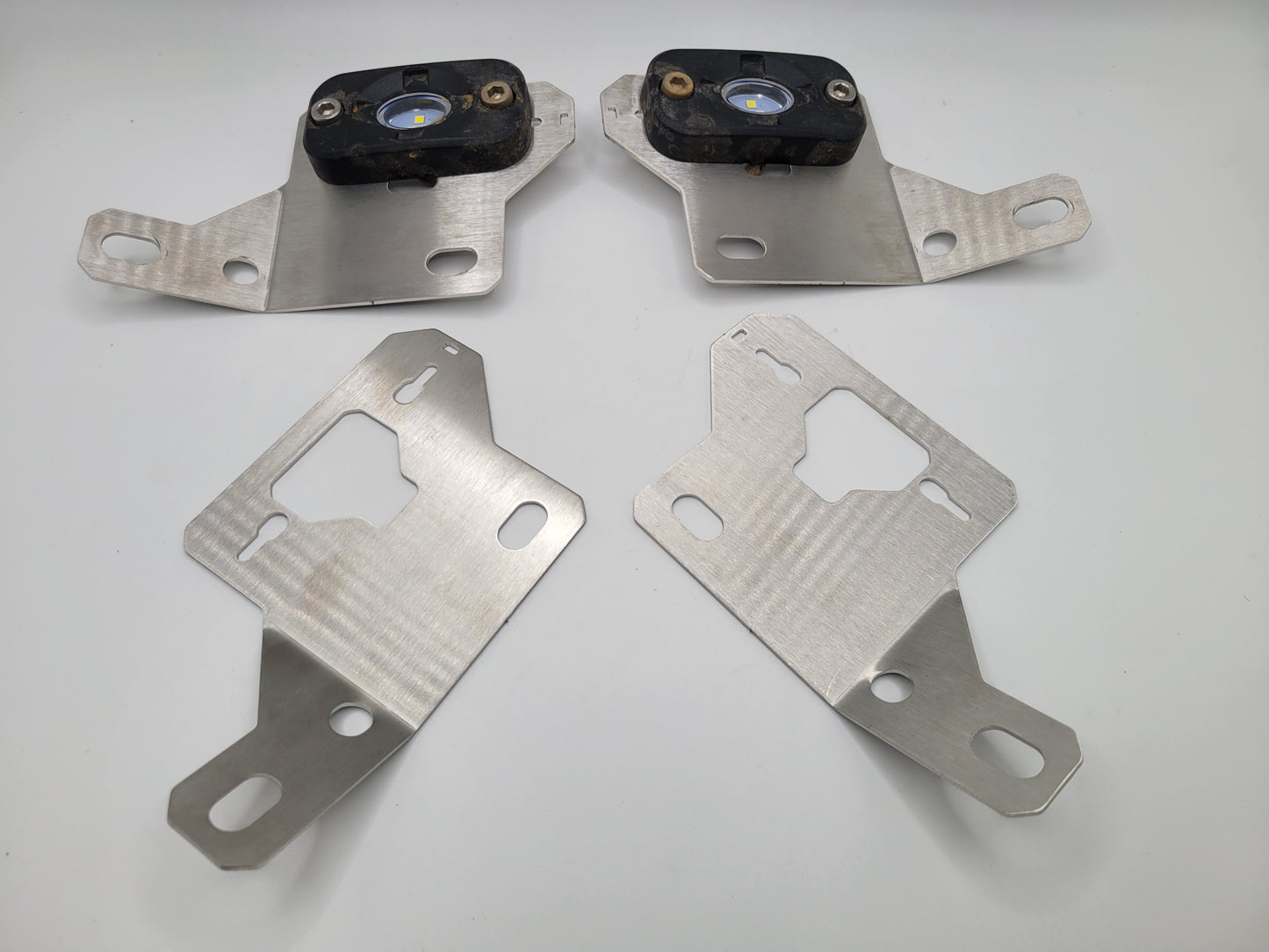 Toyota Rock Light Brackets - 2" Offset Universal (GX470,GX460, FJ, 4Runner 4th & 5th gen)
